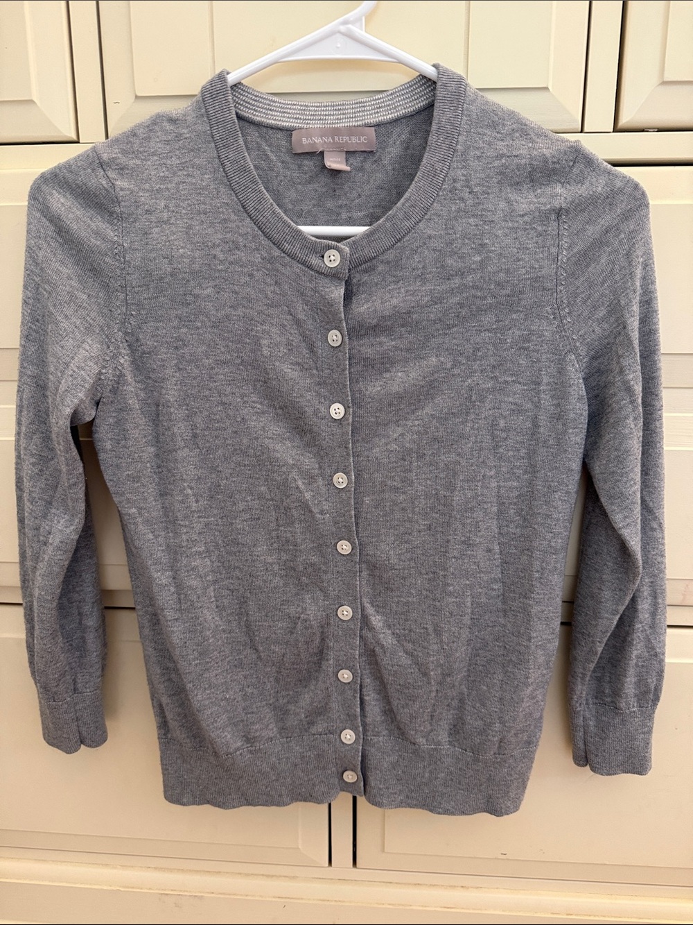 Banana Republic ✨ 52% SILK Heather grey cardigan PXS
